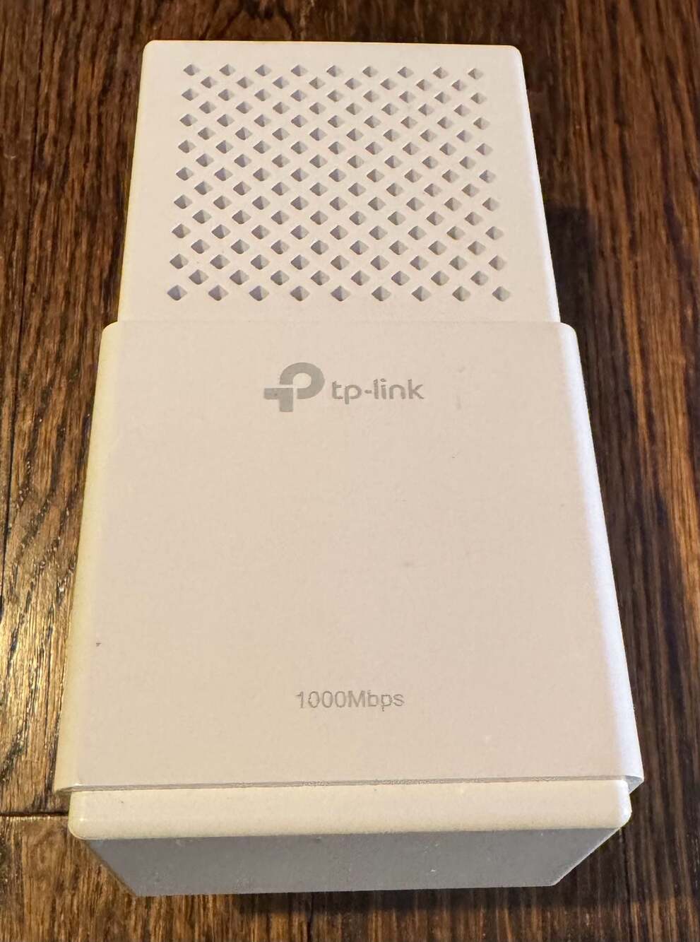 TP-Link TL-WPA7510 AC750 Wi-Fi Range Extender AV1000 Powerline Edition